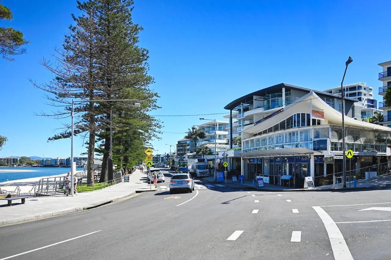 Spacious 3 Bedroom Delight - Shops & Beaches Zg1 Caloundra
